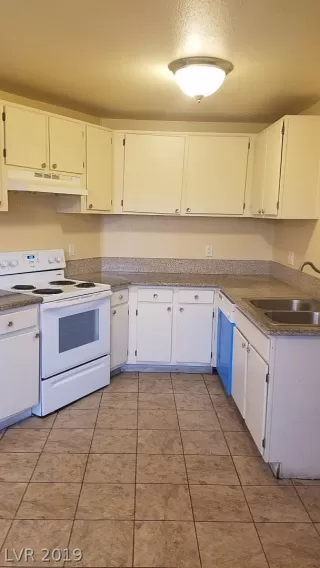 Photo #3: 2062144 Listing 