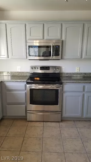 Photo #5: 2062249 Listing 