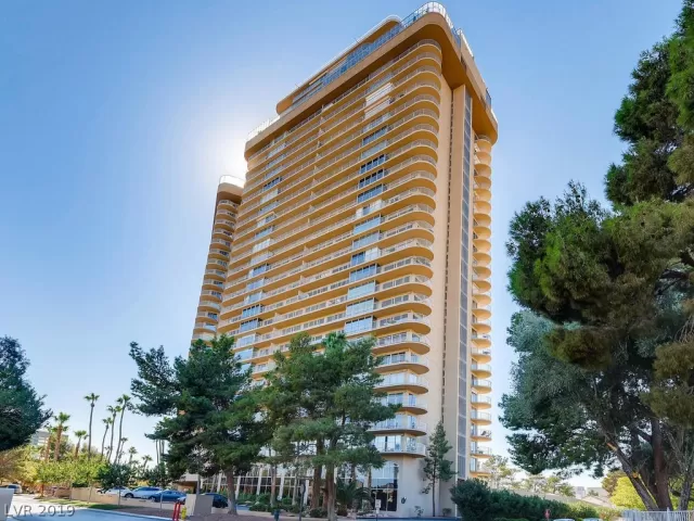 MLS: 2062285 Condo For Sale