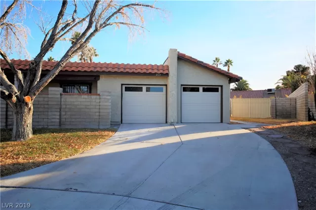 MLS: 2062292 Condo For Sale