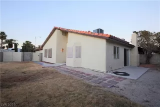 Photo #2: 2062292 Listing