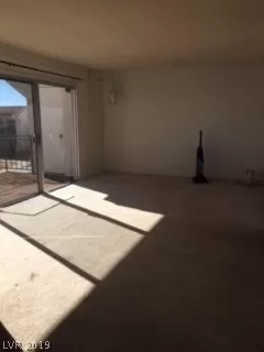 Photo #2: 2062312 Listing 