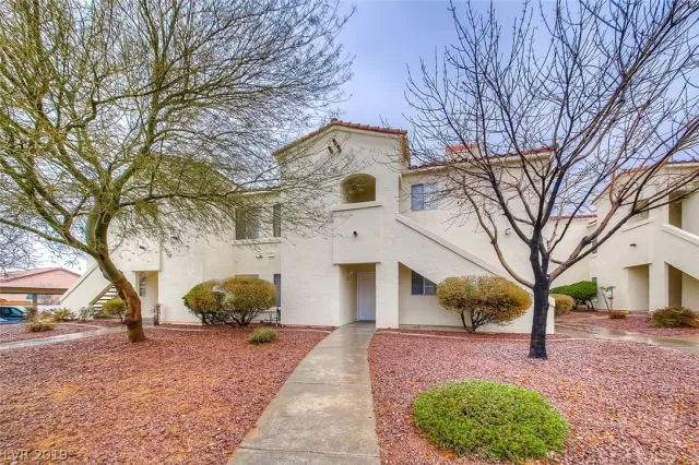 MLS: 2062460 Condo For Sale