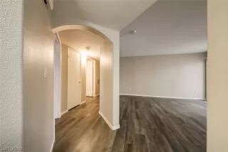 Photo #2: 2062460 Listing 