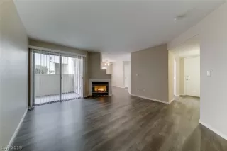 Photo #4: 2062460 Listing 