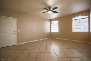 Photo #2: 2062481 Listing