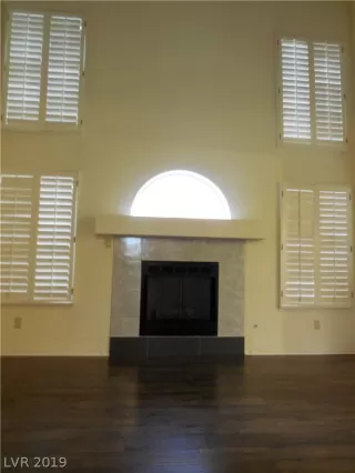 Photo #4: 2062518 Listing 