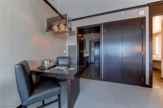 Photo #6: 2062530 Listing