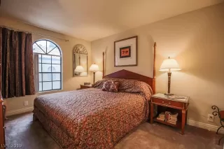 Photo #2: 2062549 Listing