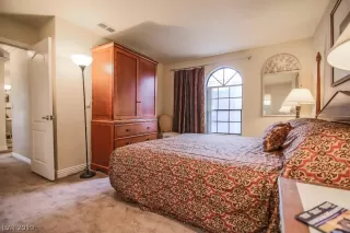 Photo #3: 2062549 Listing