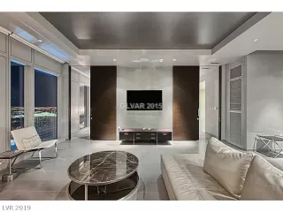 Photo #4: 2062663 Listing