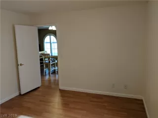 Photo #5: 2062667 Listing 