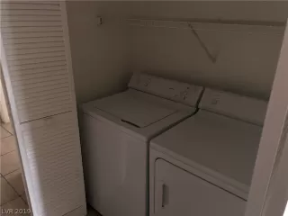 Photo #5: 2062754 Listing 