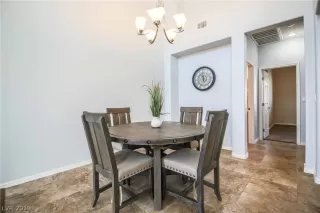 Photo #6: 2062777 Listing