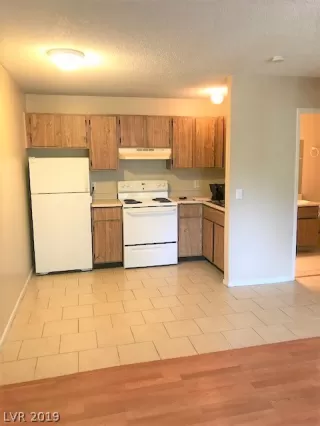 Photo #5: 2062811 Listing 