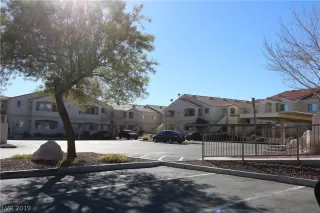 Photo #5: 2062880 Listing