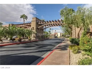 Photo #2: 2062891 Listing