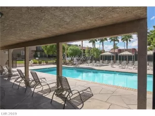 Photo #4: 2062891 Listing