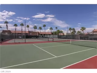 Photo #6: 2062891 Listing