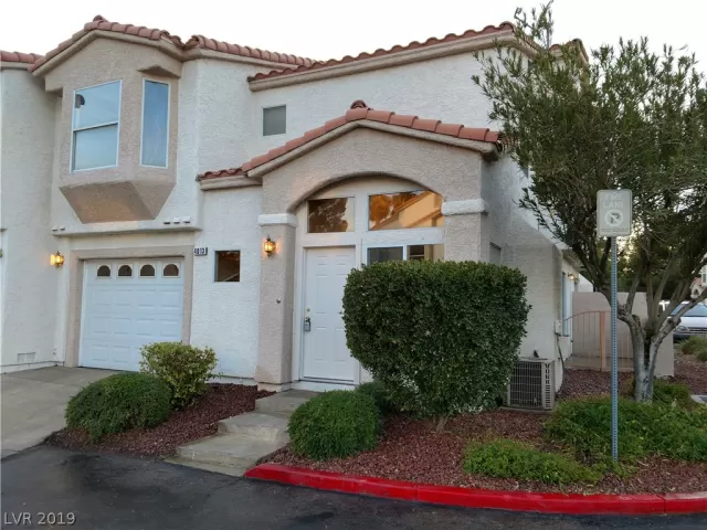 MLS: 2062928 Condo For Sale
