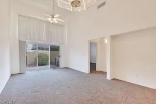 Photo #4: 2062930 Listing