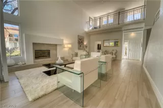 Photo #1: 2062961 Listing 