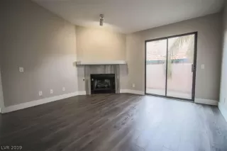 Photo #5: 2062962 Listing