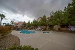 Photo #3: 2062963 Listing