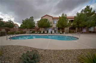 Photo #4: 2062963 Listing