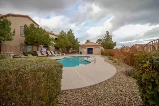 Photo #6: 2062963 Listing