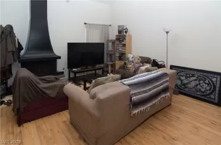 Photo #1: 2063087 Listing