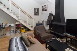 Photo #2: 2063087 Listing