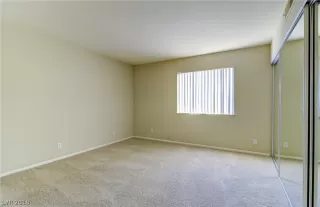 Photo #6: 2063270 Listing 