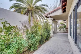 Photo #4: 2063286 Listing