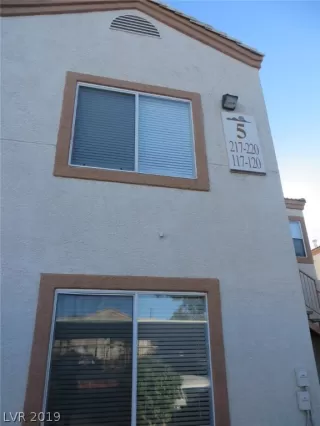 Photo #2: 2063300 Listing