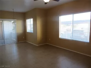 Photo #4: 2063300 Listing