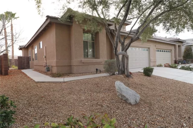 MLS: 2063311 Condo For Sale