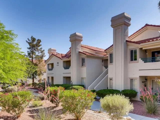 MLS: 2063313 Condo For Sale