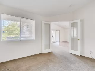 Photo #4: 2063313 Listing