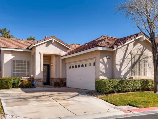 MLS: 2063328 Condo For Sale