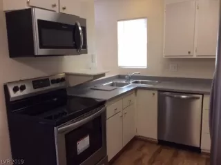 Photo #3: 2063353 Listing