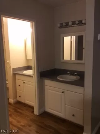 Photo #6: 2063353 Listing