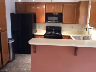 Photo #4: 2063381 Listing