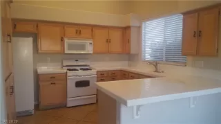 Photo #5: 2063424 Listing 
