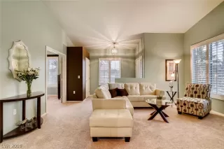 Photo #4: 2063443 Listing