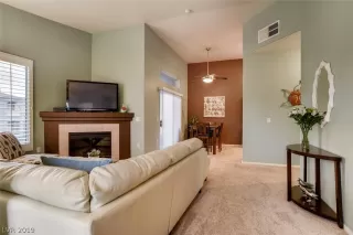 Photo #6: 2063443 Listing