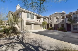 Photo #1: 2063491 Listing