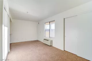 Photo #6: 2063511 Listing 