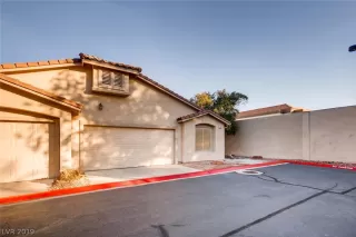 Photo #2: 2063542 Listing