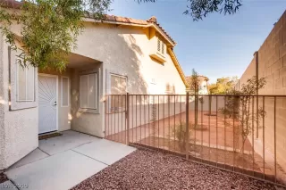 Photo #3: 2063542 Listing